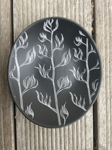 Load image into Gallery viewer, harakeke white