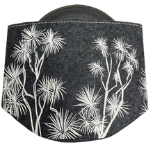 Load image into Gallery viewer, tī kōuka white on grey