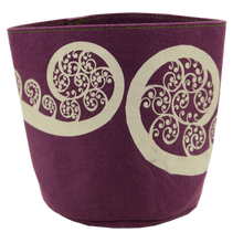 Load image into Gallery viewer, ponga on purple