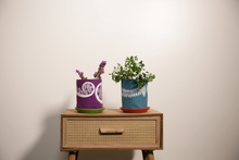 Load image into Gallery viewer, ponga on purple