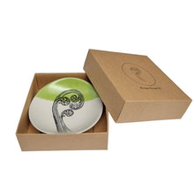 Load image into Gallery viewer, ponga frond 4 green dipped