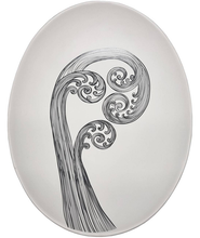 Load image into Gallery viewer, ponga frond 1 black on white