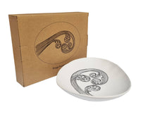 Load image into Gallery viewer, ponga frond 1 black on white