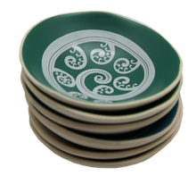 Load image into Gallery viewer, white fern frond on green