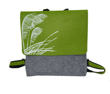 Load image into Gallery viewer, white toetoe on green · light grey backpack