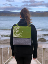 Load image into Gallery viewer, white toetoe on green · light grey backpack