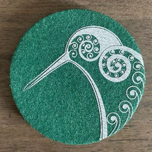 Load image into Gallery viewer, kiwi on green set of 4 - ecofelt coaster
