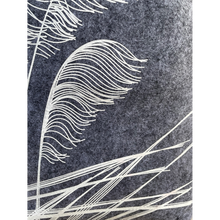 Load image into Gallery viewer, toetoe on grey / green
