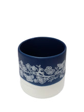 Load image into Gallery viewer, white manuka tumbler

